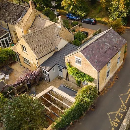 Cotswolds Corner Cottage Moreton-in-Marsh Exterior photo
