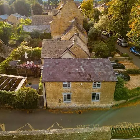 Cotswolds Corner Cottage Moreton-in-Marsh Exterior photo
